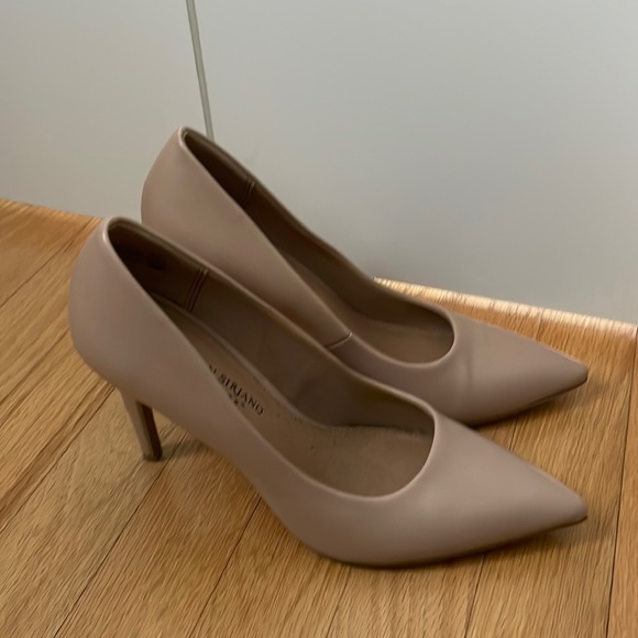 Christian Siriano Shoes - Nude Heels